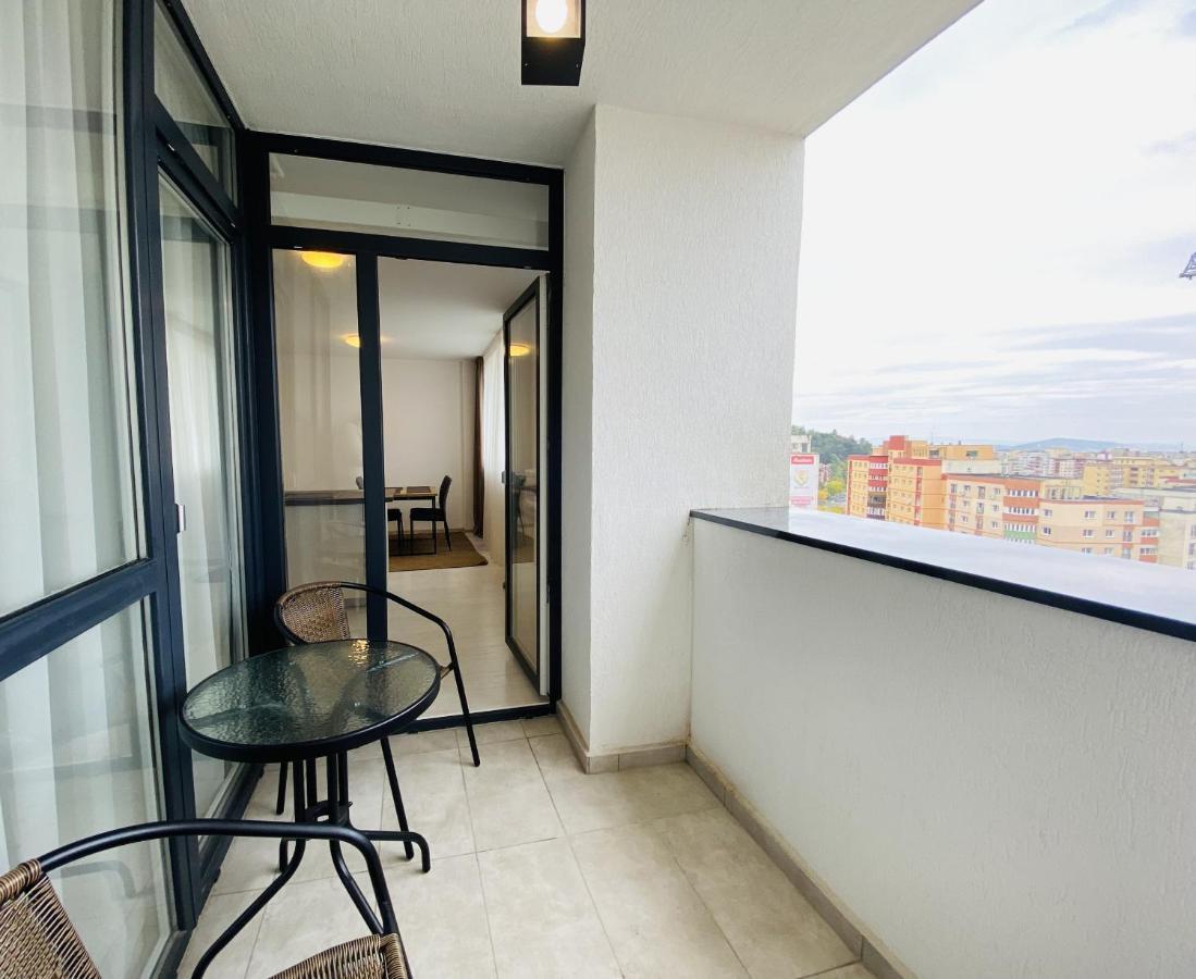 Charming Flat In Brasov With Balcony Panoramic Viewアパートメント エクステリア 写真